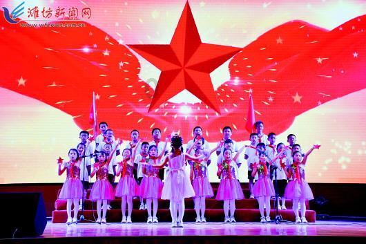 三一班四个小组的同学去摘苹果每个小组八人平均每人摘15kg一共摘了多少千克苹?- 解疑问答,助您云集知识精华